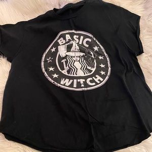 Basic Witch tee